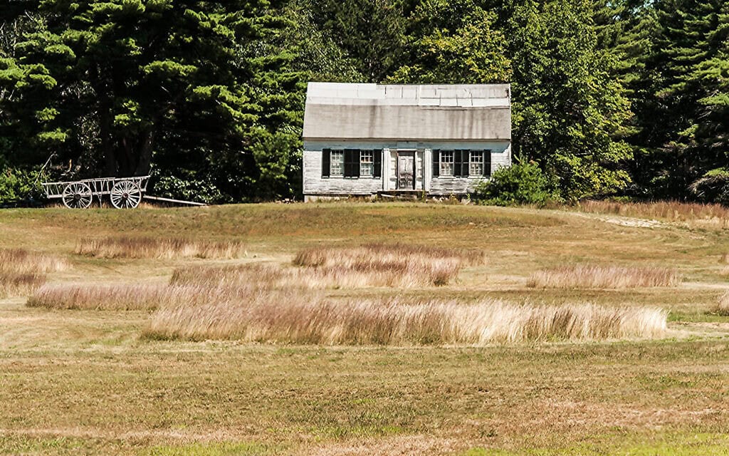 בית כפרי ישן במיין, 23 באוגוסט 2013 (צילום: Enrico Della Pietra via Alamy) בית כפרי ישן במיין, 23 באוגוסט 2013 (צילום: Enrico Della Pietra via Alamy)