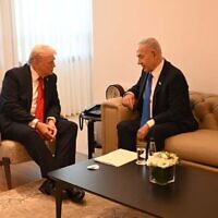 בנימין נתניהו נפגש עם נשיא ארה"ב דונלד טראמפ בכנסת, 13 באוקטובר 2025 (צילום: דוברות ראש הממשלה) בנימין נתניהו נפגש עם נשיא ארה"ב דונלד טראמפ בכנסת, 13 באוקטובר 2025 (צילום: דוברות ראש הממשלה)