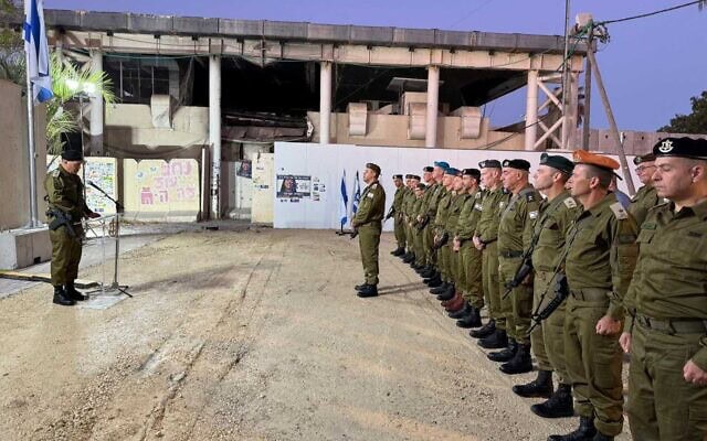 טקס בבסיס נחל עוז במלאת שנתיים לטבח על פי התאריך העברי. 16 באוקטובר 2025 (צילום: דובר צה טקס בבסיס נחל עוז במלאת שנתיים לטבח על פי התאריך העברי. 16 באוקטובר 2025 (צילום: דובר צה