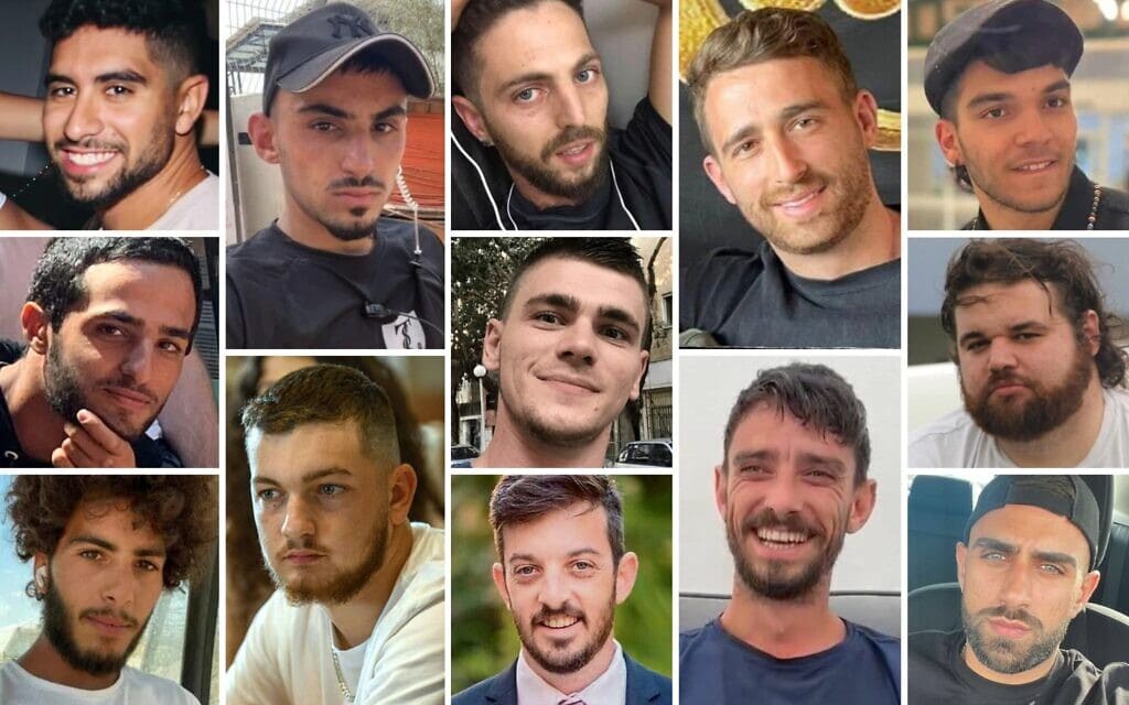 13 שורדי השבי האחרונים שחזרו בחיים מעזה, שורה עליונה: יוסף חיים אוחנה, אבינתן אור, אלקנה בוחבוט, רום ברסלבסקי ואביתר דוד. שורה שנייה: איתן הורן, מקסים הרקין ונמרוד כהן. שורה תחתונה: שגב כלפון, אריאל קוניו, דוד קוניו, בר קופרשטיין, מתן צנגאוקר. 13 שורדי השבי האחרונים שחזרו בחיים מעזה, שורה עליונה: יוסף חיים אוחנה, אבינתן אור, אלקנה בוחבוט, רום ברסלבסקי ואביתר דוד. שורה שנייה: איתן הורן, מקסים הרקין ונמרוד כהן. שורה תחתונה: שגב כלפון, אריאל קוניו, דוד קוניו, בר קופרשטיין, מתן צנגאוקר.