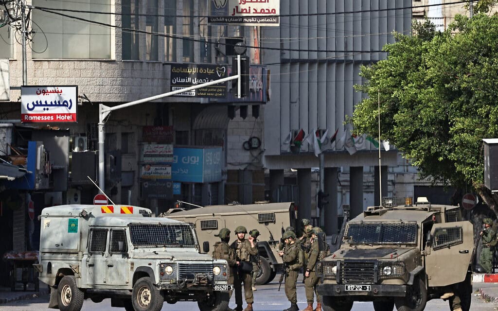 כוחות צה"ל בשכם, 20 בנובמבר 2025 (צילום: Zain JAAFAR / AFP) כוחות צה"ל בשכם, 20 בנובמבר 2025 (צילום: Zain JAAFAR / AFP)