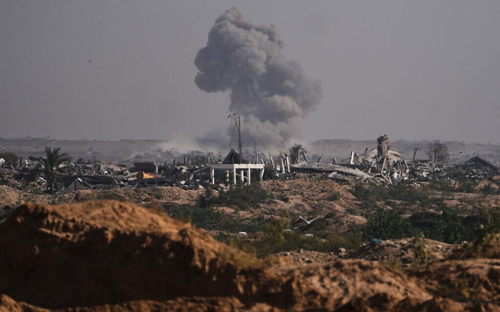 Smoke rises following an Israeli military bombardment east of Nuseirat, as seen from central Gaza strip, Friday, Nov. 21, 2025. (AP Photo/Abdel Kareem Hana) Smoke rises following an Israeli military bombardment east of Nuseirat, as seen from central Gaza strip, Friday, Nov. 21, 2025. (AP Photo/Abdel Kareem Hana)