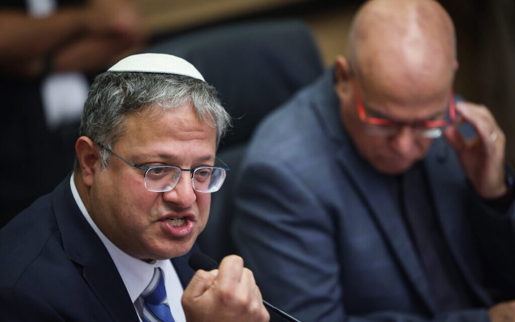 השר לביטחון לאומי איתמר בן גביר בוועדה לביטחון לאומי בכנסת, 3 בנובמבר 2025 (צילום: חיים גולדברג/פלאש90) השר לביטחון לאומי איתמר בן גביר בוועדה לביטחון לאומי בכנסת, 3 בנובמבר 2025 (צילום: חיים גולדברג/פלאש90)