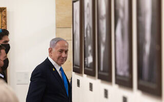 ראש הממשלה בנימין נתניהו במסדרונות הכנסת, 3 בנובמבר 2025 (צילום: חיים גולדברג/פלאש90) ראש הממשלה בנימין נתניהו במסדרונות הכנסת, 3 בנובמבר 2025 (צילום: חיים גולדברג/פלאש90)