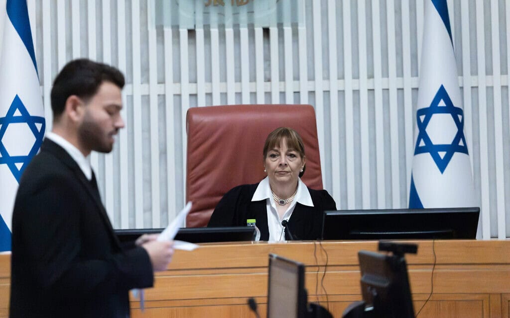השופטת יעל וילנר בדיון בית המשפט העליון בפרשת הפצ"רית, 11 בנובמבר 2025 (צילום: יהונתן זינדל/פלאש90) השופטת יעל וילנר בדיון בית המשפט העליון בפרשת הפצ"רית, 11 בנובמבר 2025 (צילום: יהונתן זינדל/פלאש90)