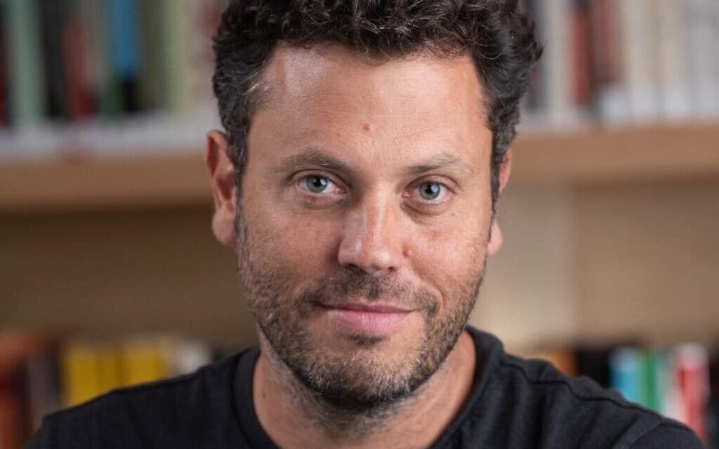 אלי ביז'אווי (צילום: יריב ויינברג) אלי ביז'אווי (צילום: יריב ויינברג)