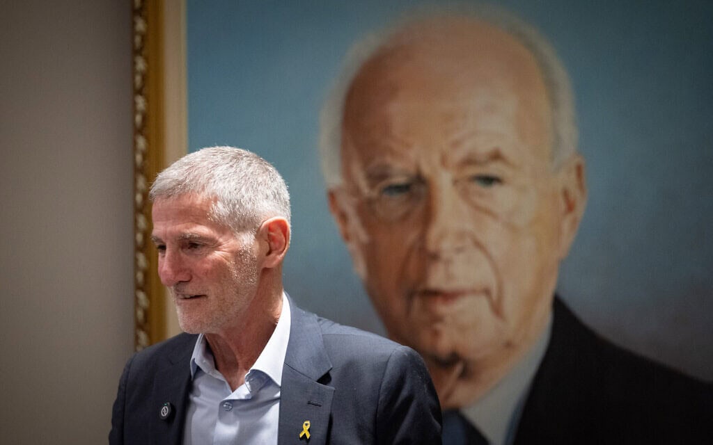 יאיר גולן בכנסת, 1 בדצמבר 2025 (צילום: יונתן זינדל/פלאש90) יאיר גולן בכנסת, 1 בדצמבר 2025 (צילום: יונתן זינדל/פלאש90)