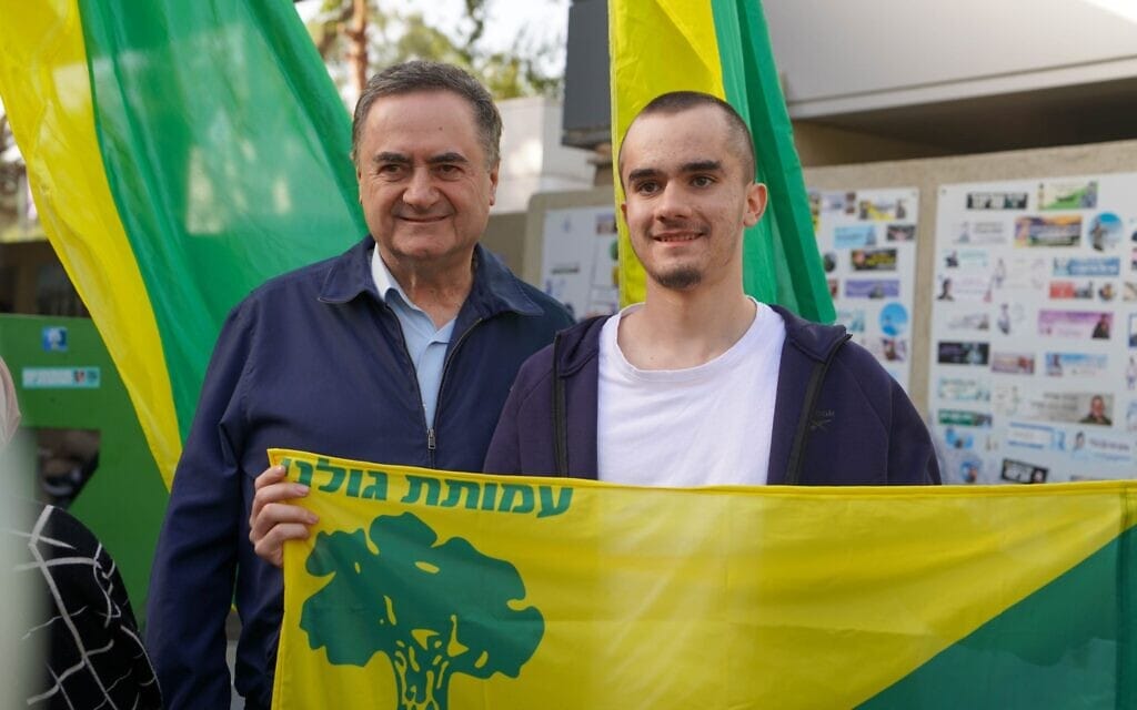 שר הביטחון ישראל כ״ץ פוגש מתגייסים לחטיבת גולני, 8 בדצמבר 2025 שר הביטחון ישראל כ״ץ פוגש מתגייסים לחטיבת גולני, 8 בדצמבר 2025