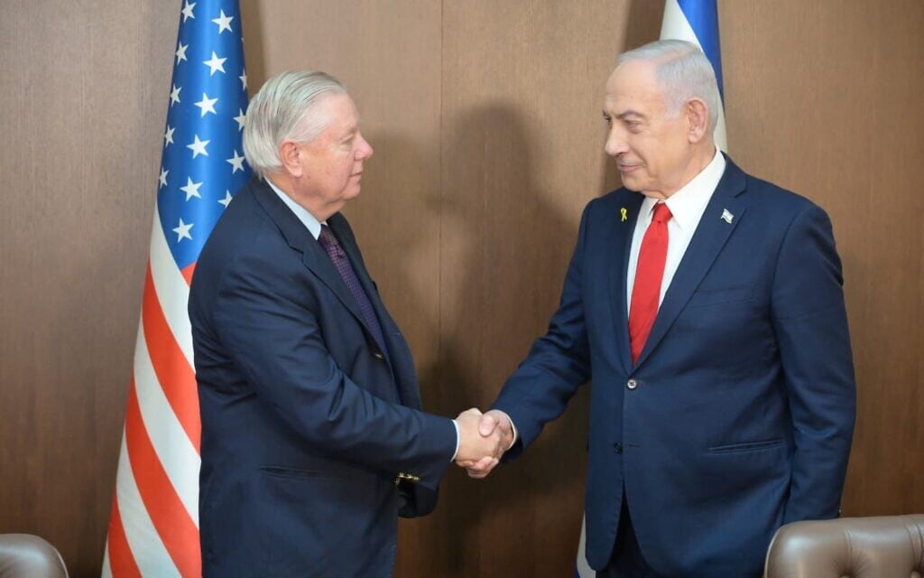 ראש הממשלה בנימין נתניהו והסנאטור האמריקאי לינדזי גרהאם, 21 בדצמבר 2025 (צילום: עמוס בן גרשום / לע"מ) ראש הממשלה בנימין נתניהו והסנאטור האמריקאי לינדזי גרהאם, 21 בדצמבר 2025 (צילום: עמוס בן גרשום / לע"מ)