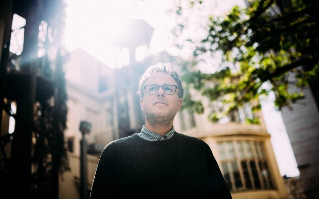 הסופר, העורך והמרצה פרופ' דרור בורשטיין (צילום: בן קלמר) הסופר, העורך והמרצה פרופ' דרור בורשטיין (צילום: בן קלמר)