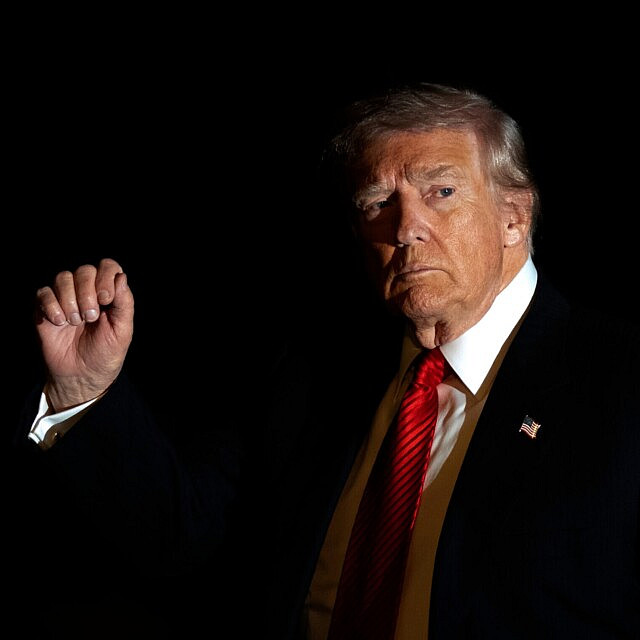 נשיא ארצות הברית דונלד טראמפ, נובמבר 2025 (צילום: AP Photo/Mark Schiefelbein) נשיא ארצות הברית דונלד טראמפ, נובמבר 2025 (צילום: AP Photo/Mark Schiefelbein)