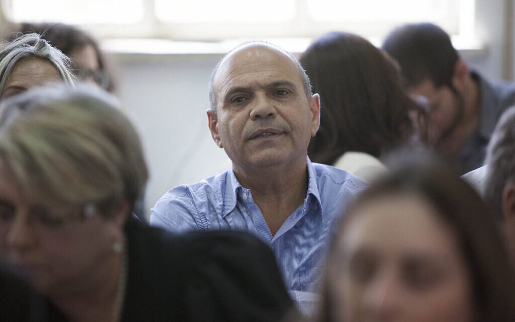 יו"ר ועד עובדי הדסה אמנון ברוכיאן, 24 באפריל 2014 (צילום: יונתן זינדל/פלאש90) יו"ר ועד עובדי הדסה אמנון ברוכיאן, 24 באפריל 2014 (צילום: יונתן זינדל/פלאש90)