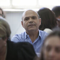 יו"ר ועד עובדי הדסה אמנון ברוכיאן, 24 באפריל 2014 (צילום: יונתן זינדל/פלאש90) יו"ר ועד עובדי הדסה אמנון ברוכיאן, 24 באפריל 2014 (צילום: יונתן זינדל/פלאש90)