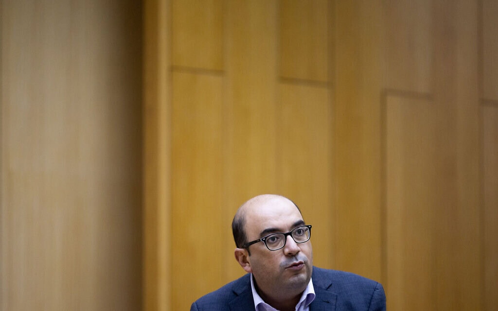 יושב ראש בל"ד, סאמי אבו שחאדה, במשכן כנסת בירושלים, 29 בספטמבר 2022 (צילום: יונתן זינדל/פלאש90) יושב ראש בל"ד, סאמי אבו שחאדה, במשכן כנסת בירושלים, 29 בספטמבר 2022 (צילום: יונתן זינדל/פלאש90)
