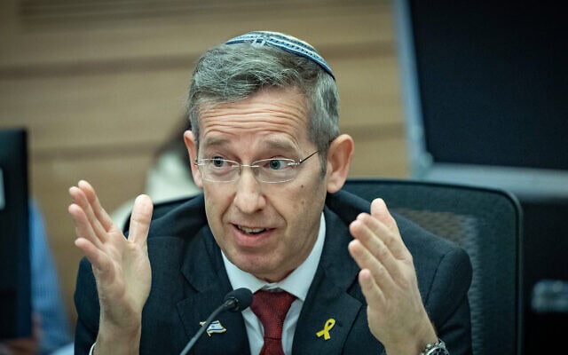 מזכיר הממשלה יוסי פוקס בדיון בוועדת החוץ והביטחון של הכנסת, 27 בינואר 2025 (צילום: יונתן זינדל/פלאש90) מזכיר הממשלה יוסי פוקס בדיון בוועדת החוץ והביטחון של הכנסת, 27 בינואר 2025 (צילום: יונתן זינדל/פלאש90)