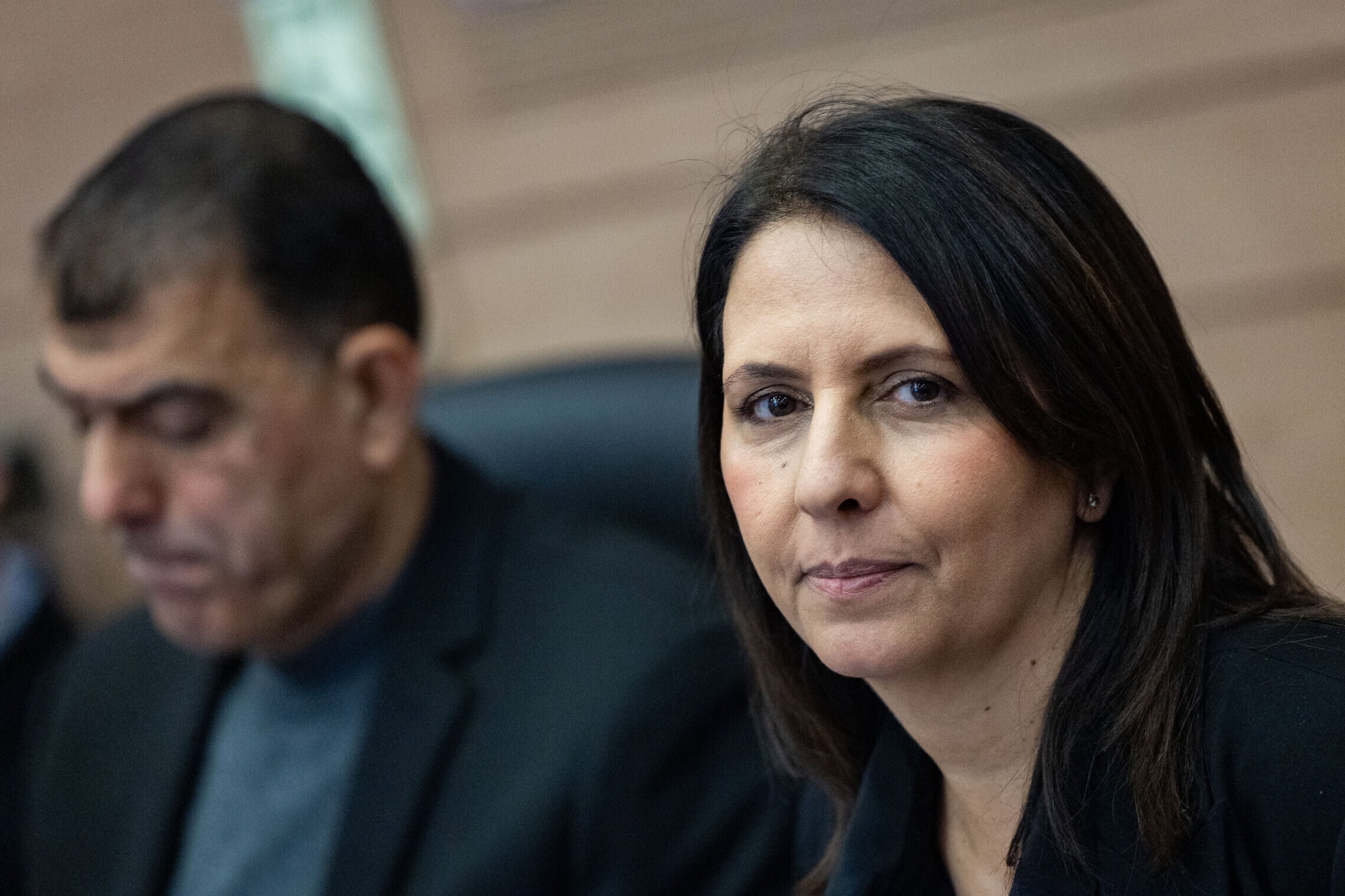 שרת החדשנות, המדע והטכנולוגיה גילה גמליאל בכנסת, 17 בפברואר 2025 (צילום: יונתן זינדל/פלאש90) שרת החדשנות, המדע והטכנולוגיה גילה גמליאל בכנסת, 17 בפברואר 2025 (צילום: יונתן זינדל/פלאש90)