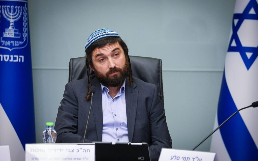 יושב ראש ועדת החינוך צבי סוכות בישיבת הוועדה, 12 בינואר 2026 (צילום: נועם מושקוביץ, דוברות הכנסת) יושב ראש ועדת החינוך צבי סוכות בישיבת הוועדה, 12 בינואר 2026 (צילום: נועם מושקוביץ, דוברות הכנסת)