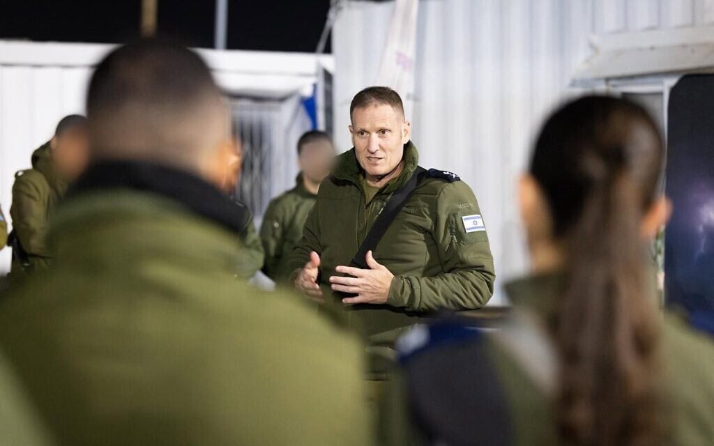 מפקד חיל האוויר אלוף תומר בר בסיור בסוללת כיפת ברזל, 21 בינואר 2026 (צילום: דובר צה״ל) מפקד חיל האוויר אלוף תומר בר בסיור בסוללת כיפת ברזל, 21 בינואר 2026 (צילום: דובר צה״ל)