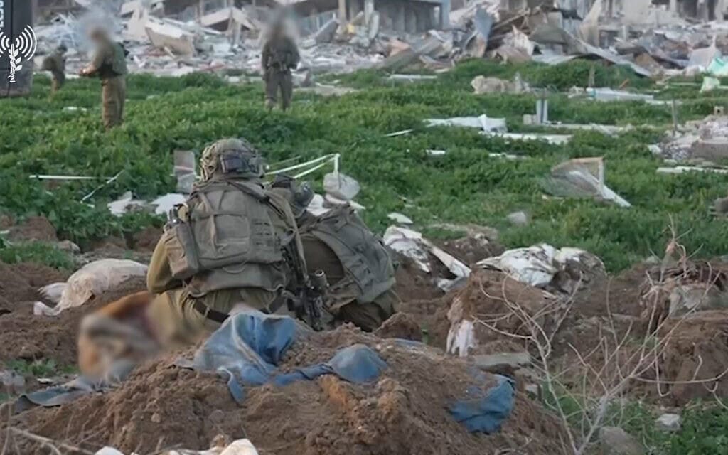מבצע "לב אמיץ" להשבת החלל החטוף האחרון רס"ל רן גואילי, עזה, ינואר 2026 (צילום: דובר צה"ל) מבצע "לב אמיץ" להשבת החלל החטוף האחרון רס"ל רן גואילי, עזה, ינואר 2026 (צילום: דובר צה"ל)