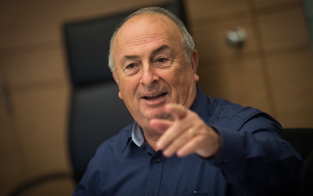 יושב ראש ועדת העבודה, הרווחה והבריאות אלי אלאלוף בישיבת הוועדה בכנסת, 17 באוקטובר 2017 (צילום: יונתן זינדל/פלאש90) יושב ראש ועדת העבודה, הרווחה והבריאות אלי אלאלוף בישיבת הוועדה בכנסת, 17 באוקטובר 2017 (צילום: יונתן זינדל/פלאש90)
