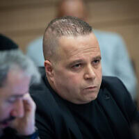 ראש עיריית אשקלון תומר גלאם בוועדת החינוך של הכנסת, 3 בינואר 2024 (צילום: יונתן זינדל/פלאש90) ראש עיריית אשקלון תומר גלאם בוועדת החינוך של הכנסת, 3 בינואר 2024 (צילום: יונתן זינדל/פלאש90)