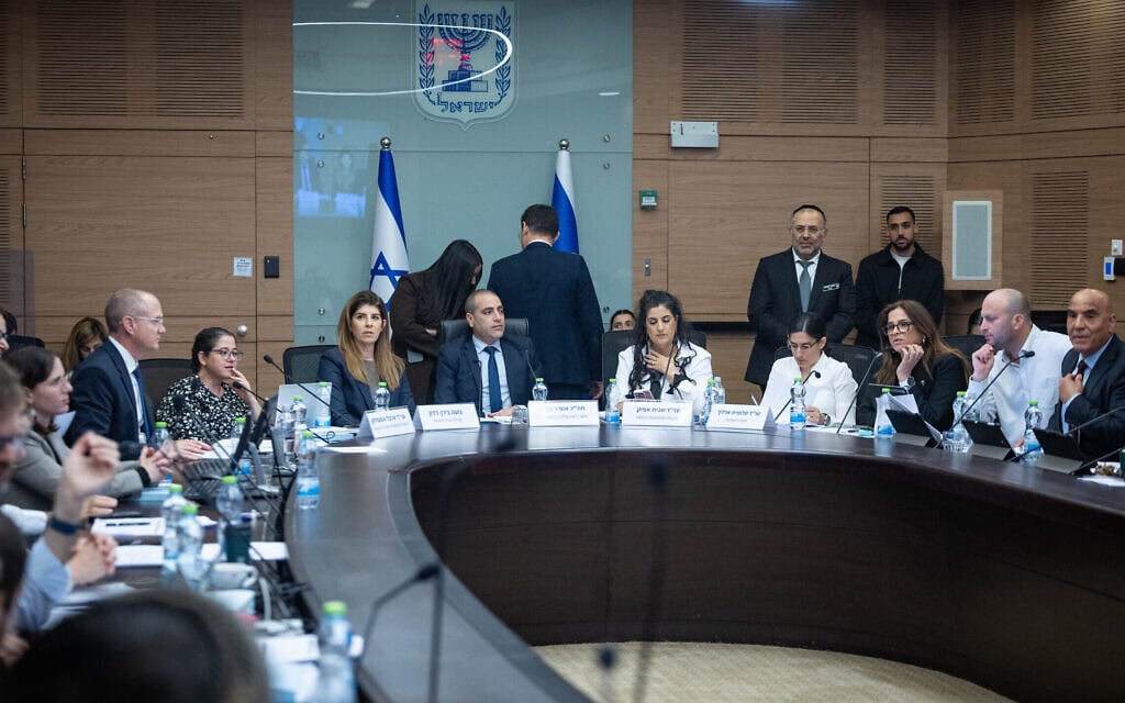 דיון בוועדת הכנסת, 3 בפברואר 2026 (צילום: יונתן זינדל/פלאש90) דיון בוועדת הכנסת, 3 בפברואר 2026 (צילום: יונתן זינדל/פלאש90)