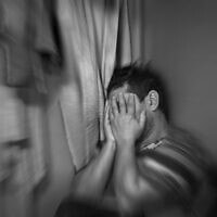 אילוסטרציה: צעיר עם אוטיזם (צילום: Iliescu Catalin Via Alamy) אילוסטרציה: צעיר עם אוטיזם (צילום: Iliescu Catalin Via Alamy)