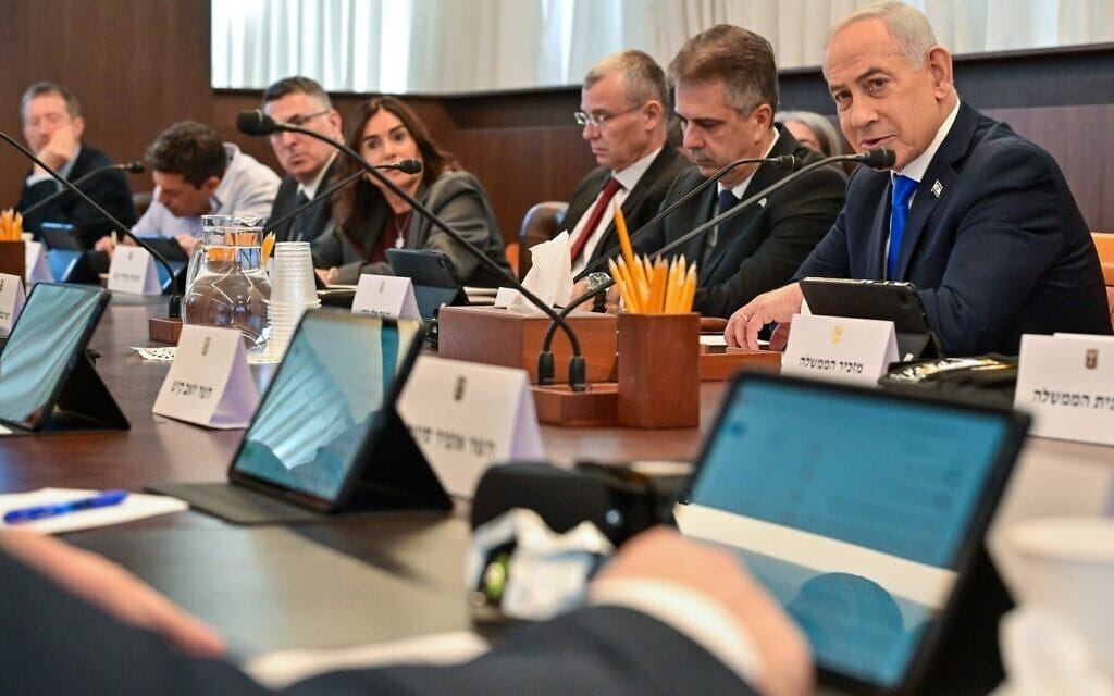 ראש הממשלה בנימין נתניהו מוביל את ישיבת הממשלה, 22 בפברואר 2026 (צילום: קובי גדעון/לע"מ) ראש הממשלה בנימין נתניהו מוביל את ישיבת הממשלה, 22 בפברואר 2026 (צילום: קובי גדעון/לע"מ)