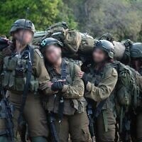 10 הלוחמות הראשונות שסיימו את ההכשרה של יהל"ם, 16 באפריל 2024 (צילום: דובר צה"ל) 10 הלוחמות הראשונות שסיימו את ההכשרה של יהל"ם, 16 באפריל 2024 (צילום: דובר צה"ל)