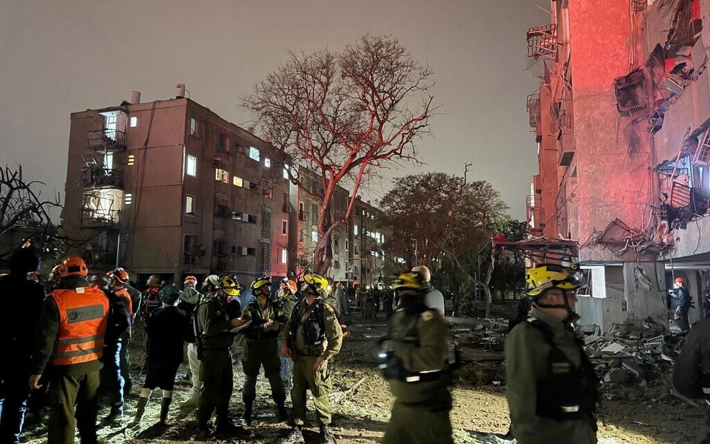 זירת פגיעת הטיל ששוגר מאיראן בערד, 21 במרץ 2026 (צילום: דובר צה"ל) זירת פגיעת הטיל ששוגר מאיראן בערד, 21 במרץ 2026 (צילום: דובר צה"ל)