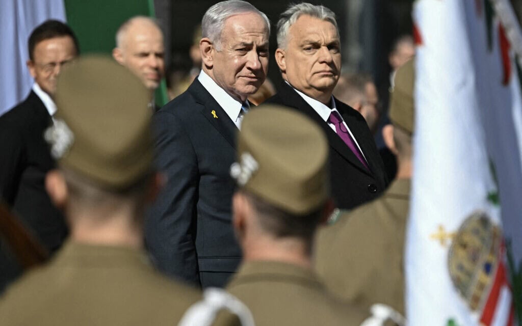 ראש הממשלה בנימין נתניהו וראש ממשלת הונגריה ויקטור אורבן בבודפשט, 3 באפריל 2025 (צילום: Attila KISBENEDEK / AFP) ראש הממשלה בנימין נתניהו וראש ממשלת הונגריה ויקטור אורבן בבודפשט, 3 באפריל 2025 (צילום: Attila KISBENEDEK / AFP)