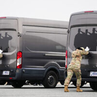 סמלת ראשונה בחיל האוויר האמריקאי כריסטינה חימינס, ורב סמלת ראשונה בחיל האוויר האמריקאי כריסטינה חימינס, ורב