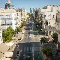 אילוסטרציה: כבישים ריקים בתל אביב