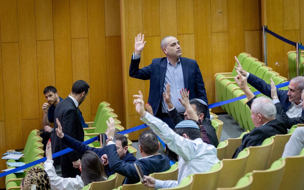 חברי הכנסת באולם הזמני של מליאת הכנסת, 11 במרץ 2026 (צילום: אורן בן חקון/פלאש90)