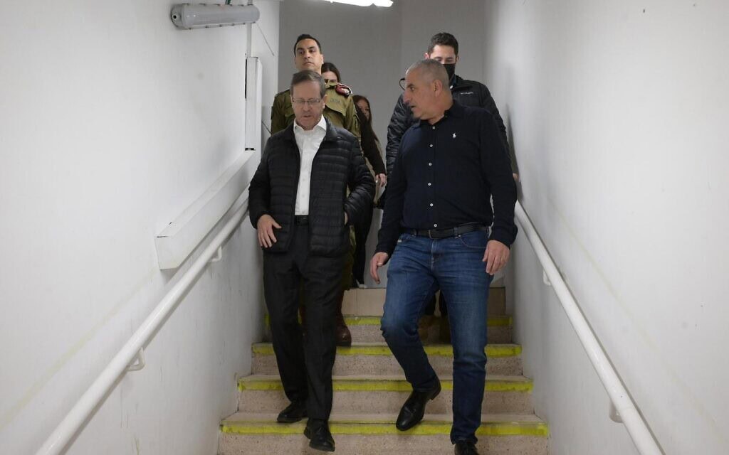 נשיא המדינה יצחק הרצוג ביקר בצפון הארץ, 8 במרץ 2026 (צילום: עמוס בן גרשום/לע״מ) נשיא המדינה יצחק הרצוג ביקר בצפון הארץ, 8 במרץ 2026 (צילום: עמוס בן גרשום/לע״מ)