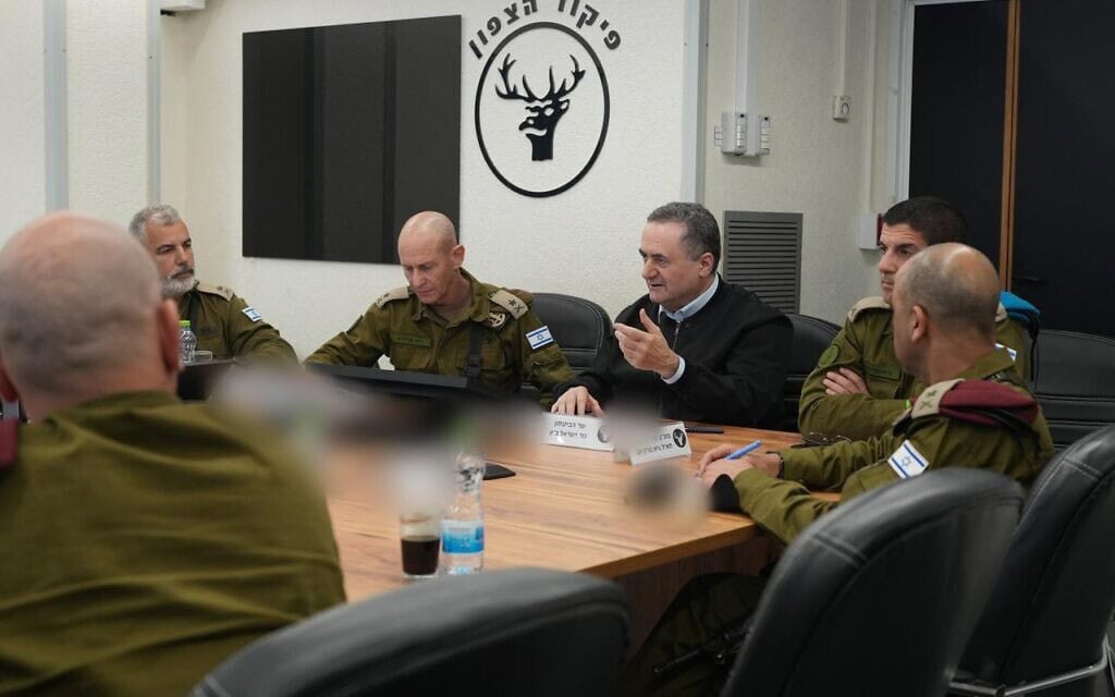 שר הביטחון ישראל כ"ץ ביקר בפיקוד הצפון, 9 במרץ 2026 (צילום: אלעד מלכה, משרד הביטחון) שר הביטחון ישראל כ"ץ ביקר בפיקוד הצפון, 9 במרץ 2026 (צילום: אלעד מלכה, משרד הביטחון)