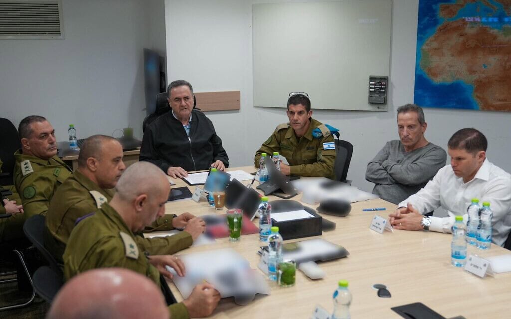 שר הביטחון ישראל כ"ץ בהערכת מצב על לבנון, 24 במרץ 2026 (צילום: משרד הביטחון) שר הביטחון ישראל כ"ץ בהערכת מצב על לבנון, 24 במרץ 2026 (צילום: משרד הביטחון)