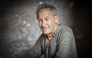 ההיסטוריון סיימון שאמה (צילום: Tim Kirby/Oxford Films) ההיסטוריון סיימון שאמה (צילום: Tim Kirby/Oxford Films)