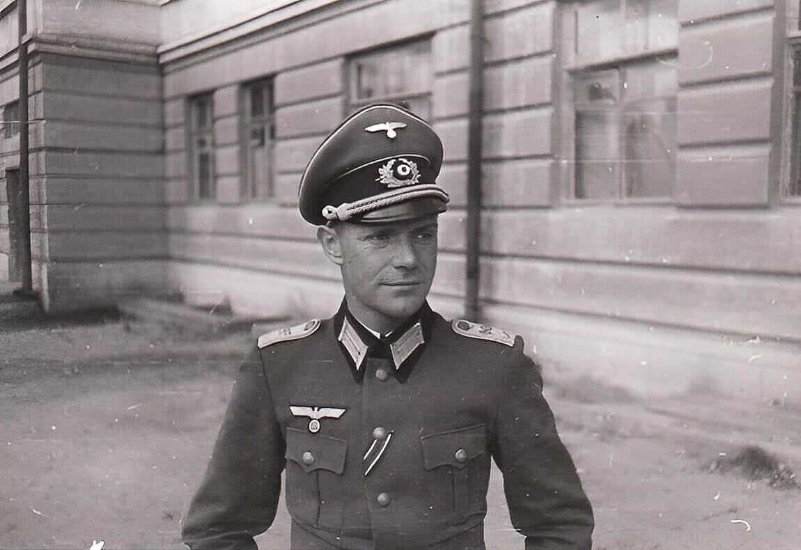 סבו של ההיסטוריון יוהאנס שפור, רודולף שפור, כשהיה קצין בצבא הגרמני, אוגוסט 1942 (צילום: באדיבות המשפחה)