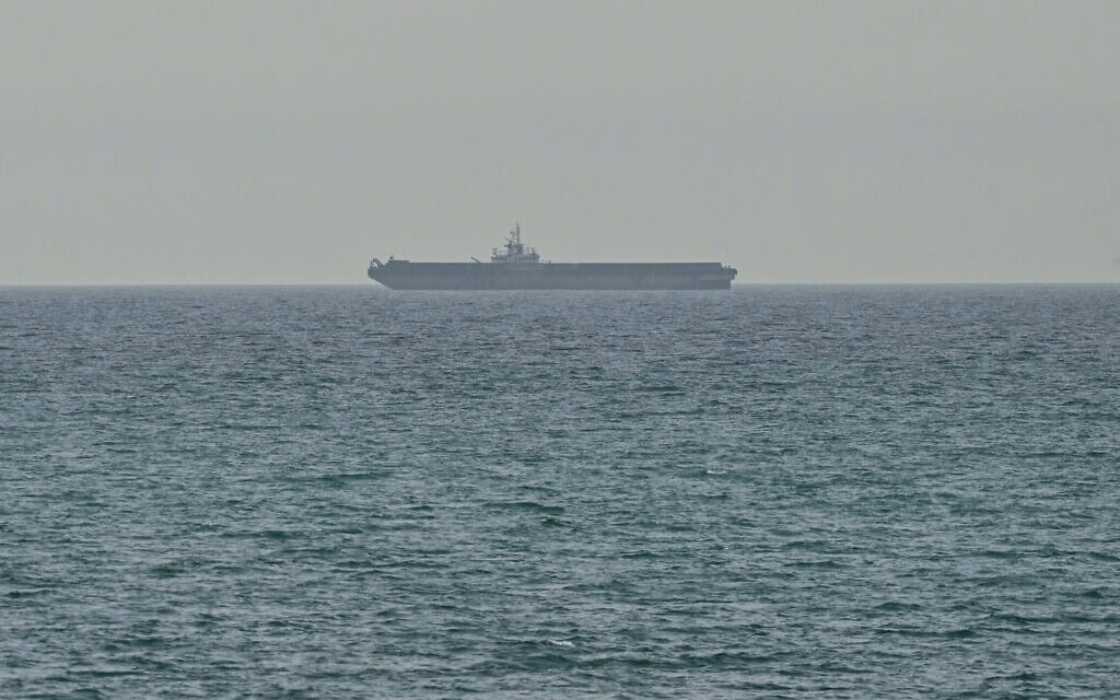 ספינה במפרץ הפרסי, 13 באפריל 2026 (צילום: AFP) ספינה במפרץ הפרסי, 13 באפריל 2026 (צילום: AFP)