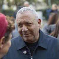 גדי איזנקוט במהלך צעדה לתמיכה בגיוס חרדים לצה"ל, ירושלים, 15 בינואר 2026