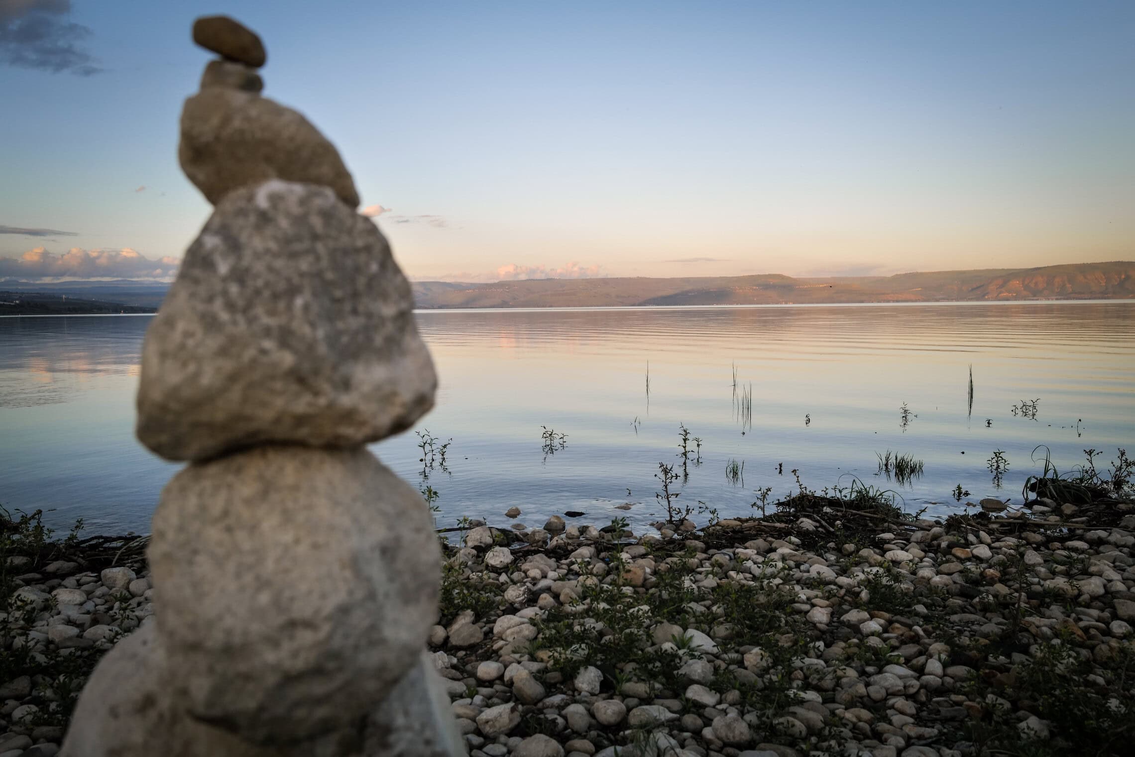 מבט על הכינרת, 8 באפריל 2026 (צילום: מיכאל גלעדי/פלאש90)