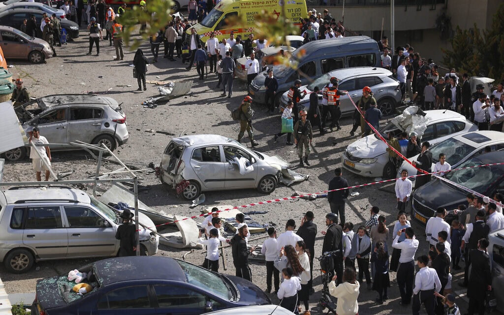 אתר בצפת שנפגע בתקיפה של חזבאללה מלבנון, 10 באפריל 2026 (צילום: דוד כהן/פלאש90) אתר בצפת שנפגע בתקיפה של חזבאללה מלבנון, 10 באפריל 2026 (צילום: דוד כהן/פלאש90)