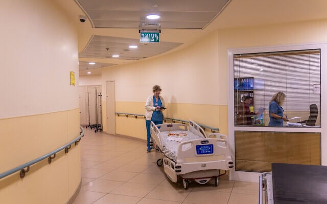 המרכז הרפואי לגליל בנהריה, 13 באפריל 2026 (צילום: יוסי אלוני/פלאש90) המרכז הרפואי לגליל בנהריה, 13 באפריל 2026 (צילום: יוסי אלוני/פלאש90)