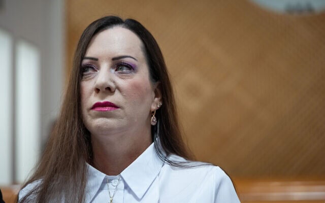 חברת הכנסת טלי גוטליב בבית המשפט העליון בירושלים, 23 באפריל 2026 (צילום: יונתן זינדל/פלאש90) חברת הכנסת טלי גוטליב בבית המשפט העליון בירושלים, 23 באפריל 2026 (צילום: יונתן זינדל/פלאש90)