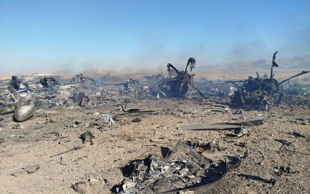תמונה שפרסמו משמרות המהפכה של מה שלטענתם הוא אתר התרסקות מטוס הקרב האמריקאי שהופל באיראן, 5 באפריל 2026 (צילום: Sepah) תמונה שפרסמו משמרות המהפכה של מה שלטענתם הוא אתר התרסקות מטוס הקרב האמריקאי שהופל באיראן, 5 באפריל 2026 (צילום: Sepah)
