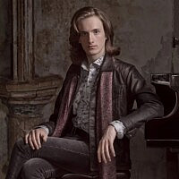 הפסנתרן יואב לבנון