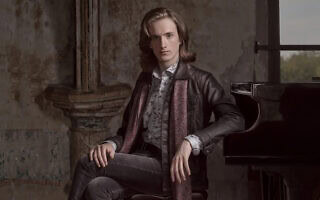 הפסנתרן יואב לבנון (צילום: באדיבות המצולם) הפסנתרן יואב לבנון (צילום: באדיבות המצולם)