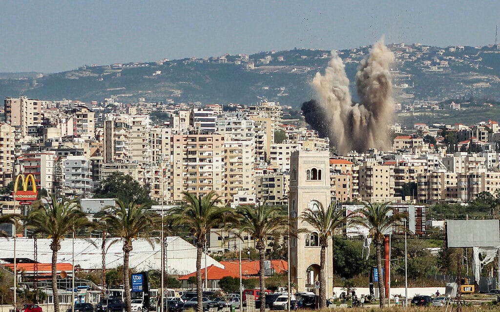תקיפה ישראלית בלבנון, 12 במאי 2026 (צילום: Kawnat HAJU / AFP) תקיפה ישראלית בלבנון, 12 במאי 2026 (צילום: Kawnat HAJU / AFP)
