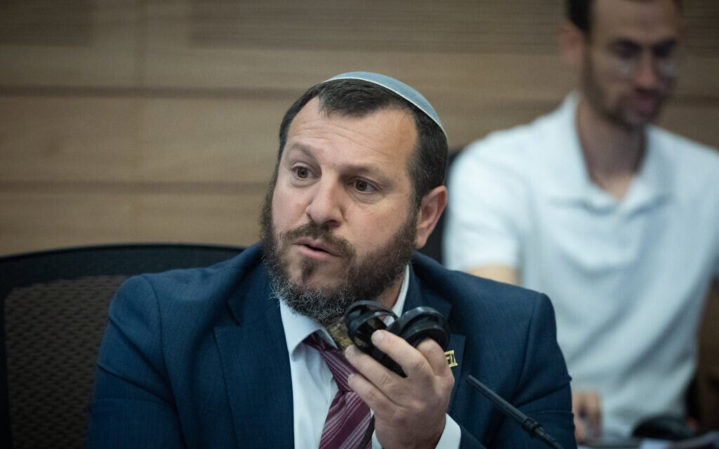 שר המורשת עמיחי אליהו בישיבה של ועדת החינוך, התרבות והספורט בכנסת, 7 ביולי 2025 (צילום: יונתן זינדל/פלאש90) שר המורשת עמיחי אליהו בישיבה של ועדת החינוך, התרבות והספורט בכנסת, 7 ביולי 2025 (צילום: יונתן זינדל/פלאש90)